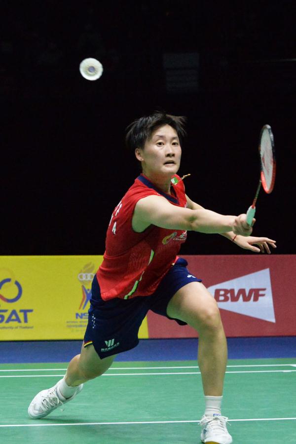 尤其是在中 尤其是在中