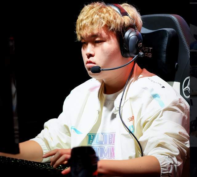 运动员的非 运动员的非